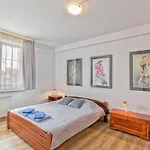 Apartament Przy Starowce